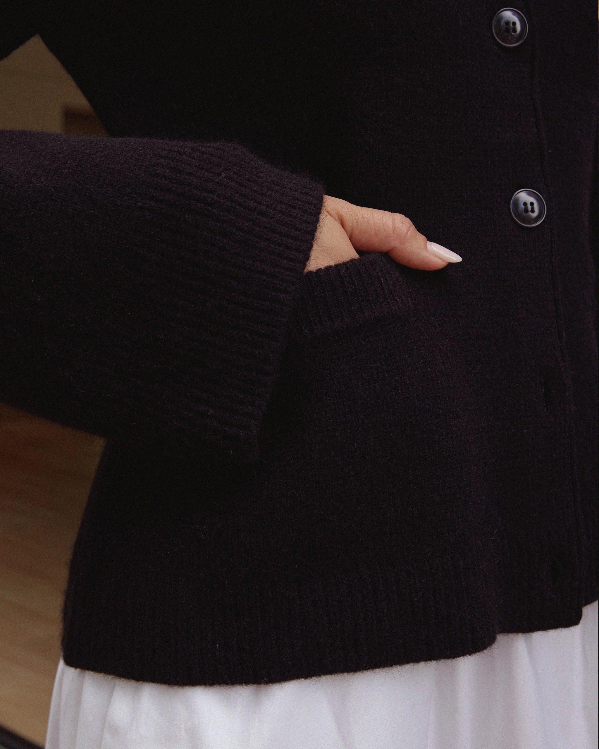 Averie Wool - Cashmere Cardigan Black
